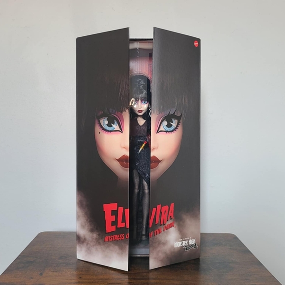 monster high Other - Elvira Monster High Doll